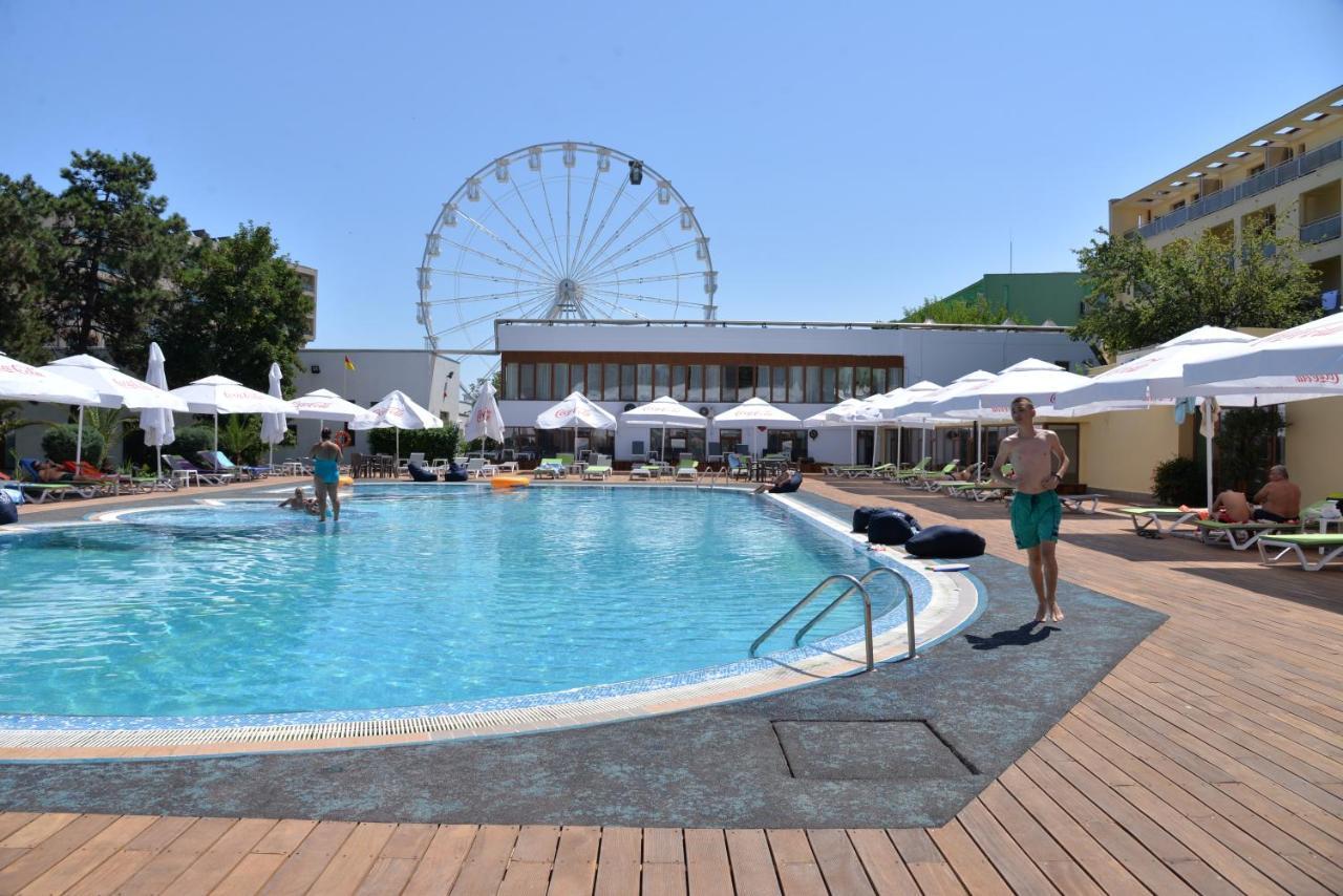 Hotel Bega เอโฟริเอนอร์ด ภายนอก รูปภาพ